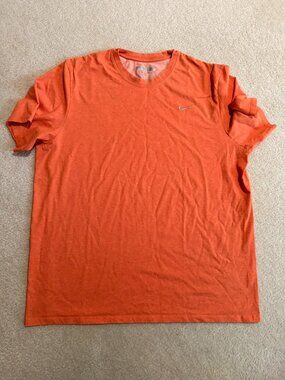 Orange Nike Sports Dry tee shirt in XL